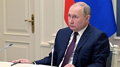 Putin dice que hay que estudiar el reconocimiento de las regiones separatistas de Ucrania Putin dice que hay que estudiar el reconocimiento de las regiones separatistas de Ucrania