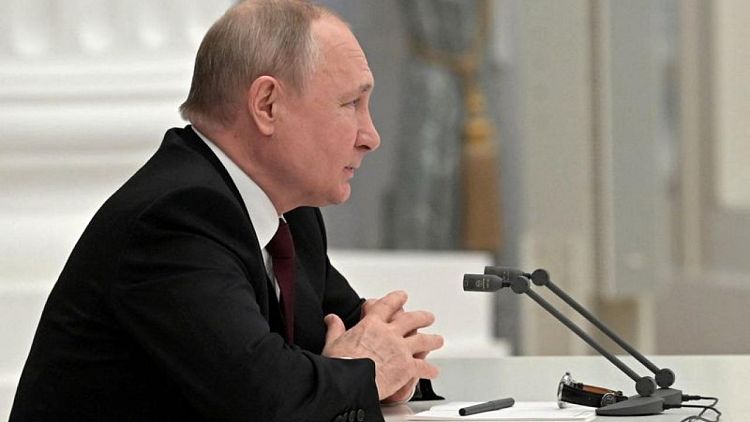 بوتين يصادق على معاهدات مع جمهوريتين انفصاليتين أوكرانيتين