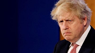 Boris Johnson dice que Reino Unido impondrá de inmediato duras sanciones a Rusia