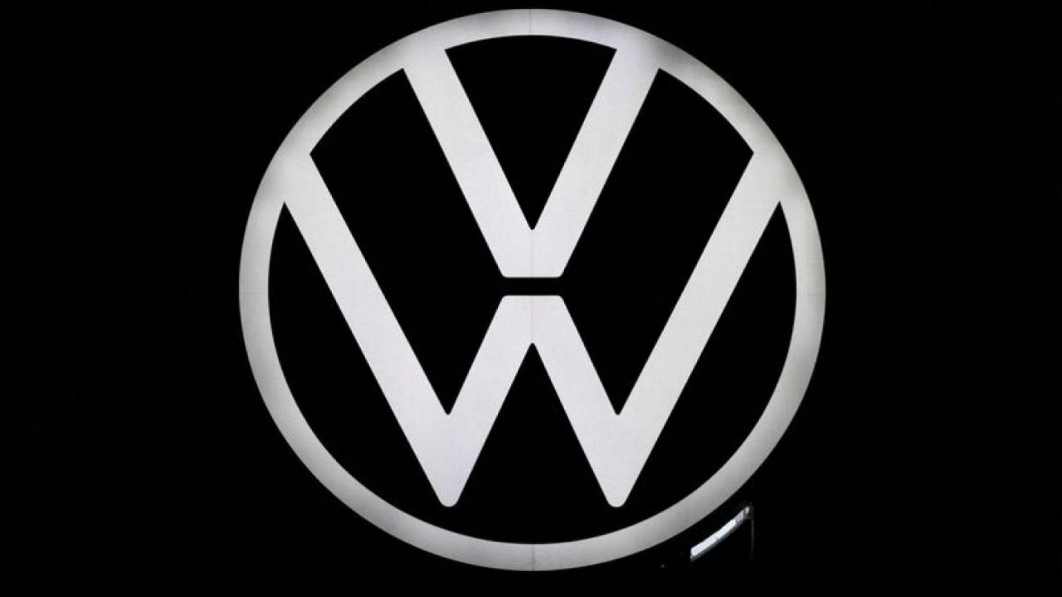 Volkswagen to stop taking orders for some hybrid models