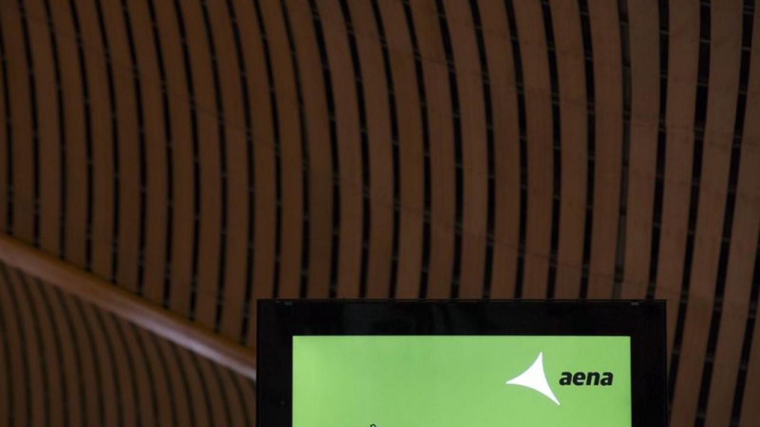 Algunos trabajadores de Aena planean hacer huelga en las vacaciones navideñas