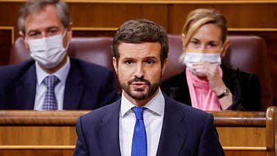 Presionado para dimitir, el líder del PP español se despide del Congreso de los Diputados