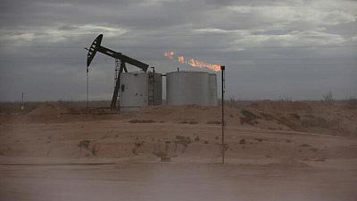 النفط يستقر مع توقعات بألا تستهدف أمريكا صادرات النفط الروسية