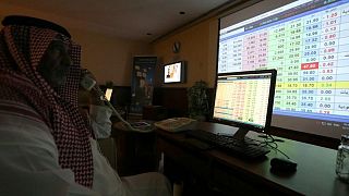 تراجع بورصتي السعودية ومصر في مطلع الأسبوع وارتفاع بورصة قطر
