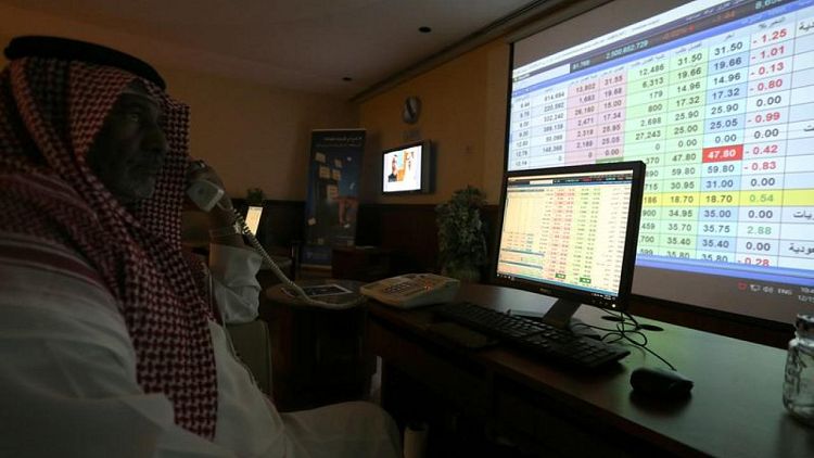 المؤشر السعودي يغلق منخفضا مع هبوط أسعار النفط