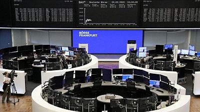 European shares stabilise after Ukraine-driven rout