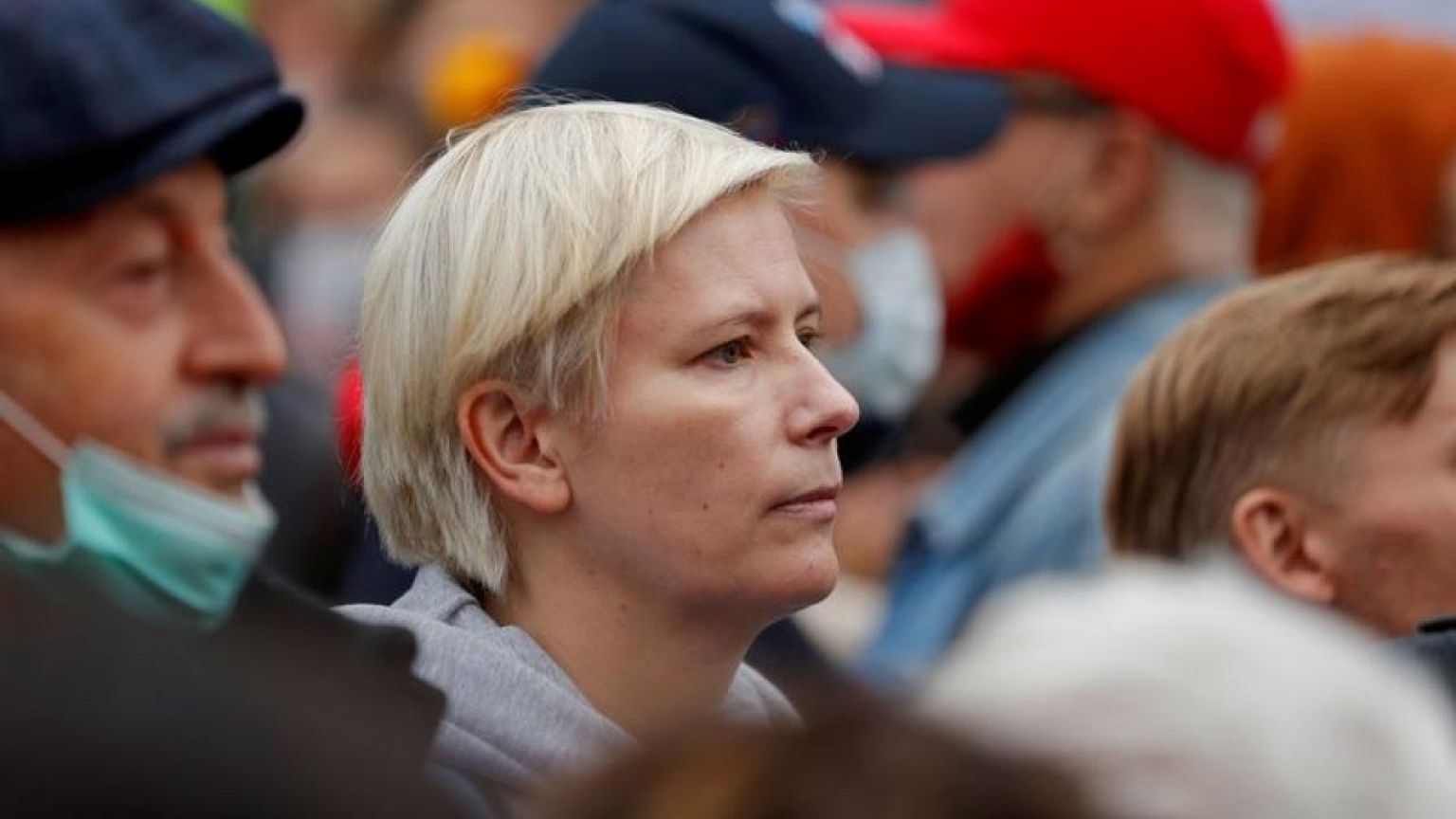 Rusia detiene a una activista de la oposición que convocó protestas en Moscú contra la guerra