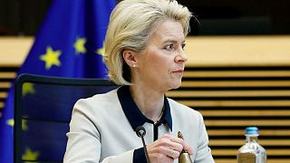 La UE dice que las nuevas sanciones erosionarán gradualmente la base industrial de Rusia