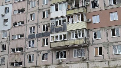 رئيس بلدية ماريوبول الأوكرانية يقول المدينة تحت قصف مستمر