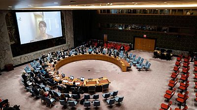مجلس الأمن الدولي يدعو إلى عقد جلسة طارئة للجمعية العامة بشأن أوكرانيا