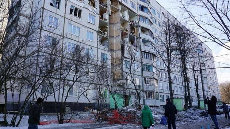 Ataques con cohetes dejan a 11 muertos en ciudad ucraniana de Járkov, según un responsable regional