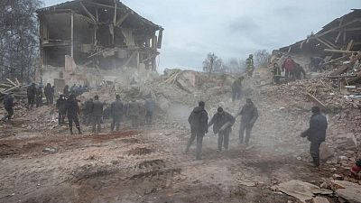 حاكم: مقتل أكثر من 70 عسكريا أوكرانيا في قصف روسي لبلدة أوختيركا