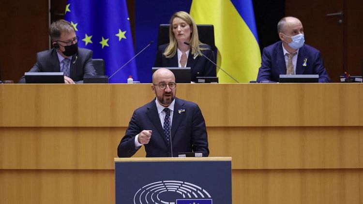 الاتحاد الأوروبي سيناقش بجدية طلب أوكرانيا "المشروع" في الانضمام للاتحاد الأوروبي