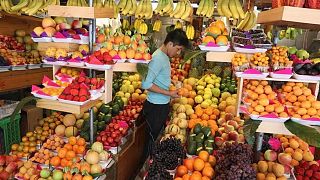 Precios al consumidor en Perú suben 0,31% en febrero, inflación anual vuelve a duplicar meta