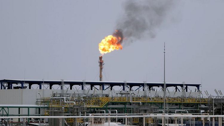 وزير النفط العراقي يتوقع أن يصل سقف التصدير لعموم العراق في يونيو إلى 3.8 مليون برميل يوميا