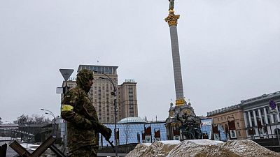 المخابرات البريطانية: قوات روسيا لا تحرز تقدما يذكر في زحفها نحو كييف