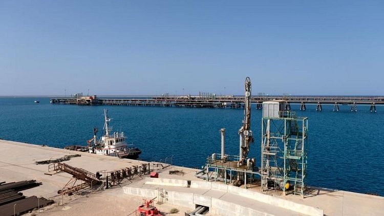 بيان: مؤسسة النفط في ليبيا تعلن القوة القاهرة في مينائين وحقل نفطي