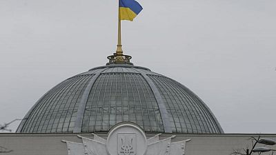 برلمان أوكرانيا يقر مشروع قانون لمصادرة الأصول الروسية في البلاد