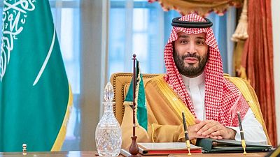 وكالة: ولي العهد السعودي يؤكد للرئيس الأوكراني دعم المملكة لكل ما يسهم في خفض حدة تصعيد الأزمة