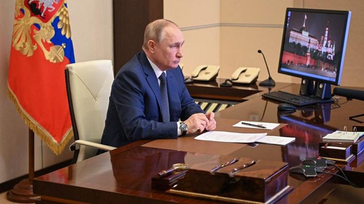 إنترفاكس: روسيا تقيد استيراد وتصدير بعض السلع والمواد الخام