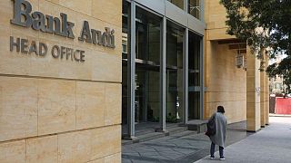 مجموعة مودعين: بنك لبناني أغلق أكثر من 30 حسابا لبريطانيين بعد حكم