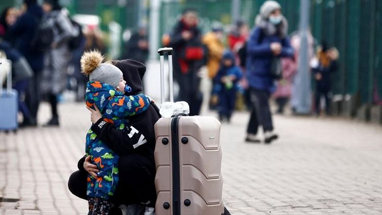 Fearing for relatives left behind, Ukrainians escape over the borders