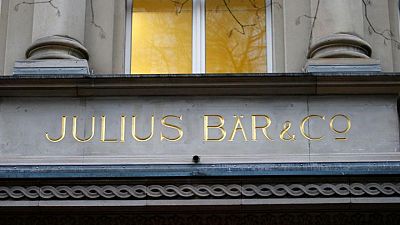Julius Baer halts business with new Russian clients -sources