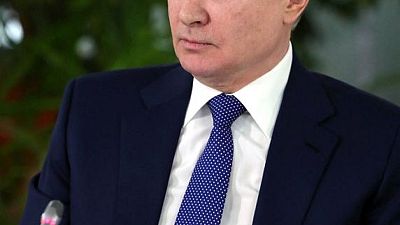 بوتين يدعو أوكرانيا لوقف القتال وتنفيذ مطالب الكرملين