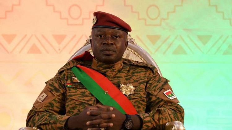 الرئيس المؤقت لبوركينا فاسو: الانتقال للحكم الدستوري يعتمد على الوضع الأمني