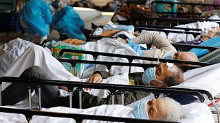 هونج كونج تسجل أكثر من 31 ألف إصابة جديدة بفيروس كورونا