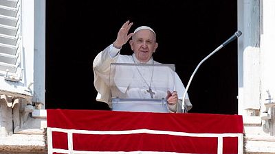 Papa Francisco dice que conflicto en Ucrania no es una "operación militar sino una guerra"