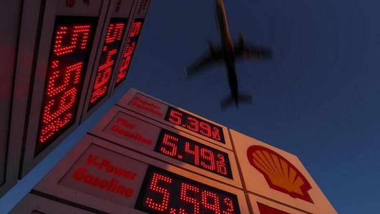 Precios de la gasolina en EEUU se disparan al máximo desde 2008 por conflicto ruso: AAA