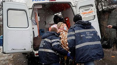 Ataques a hospitales y ambulancias ucranianos aumentan rápidamente, advierte la OMS