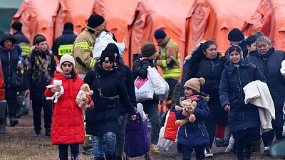 Europa se prepara para una oleada de refugiados ucranianos procedentes de las zonas más conflictivas