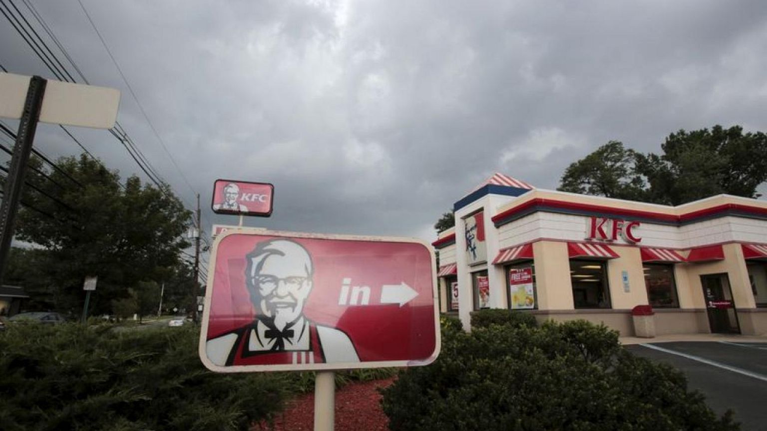 Yum China se hunde con el conflicto China-EEUU sobre auditorías de cotizadas