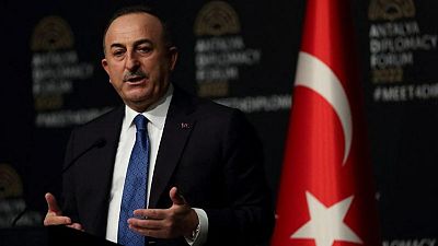 وزيرا خارجية تركيا وأرمينيا يجتمعان وسط جهود لإصلاح العلاقات