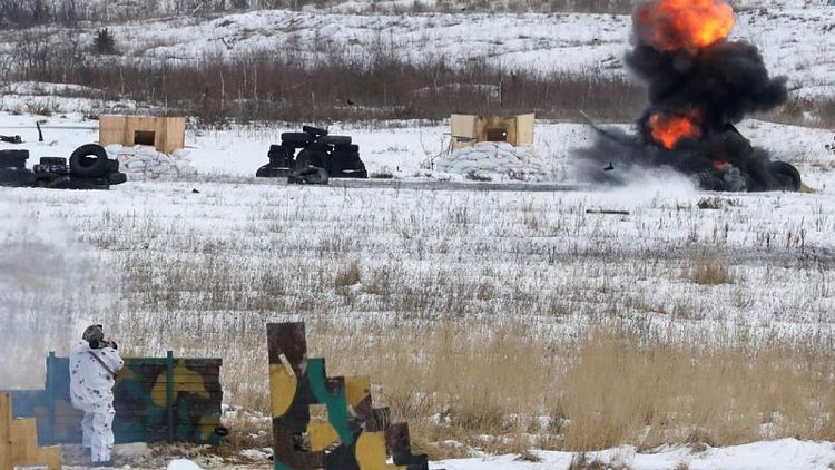 تسعة قتلى و57 جريحا في غارة جوية على قاعدة عسكرية أوكرانية
