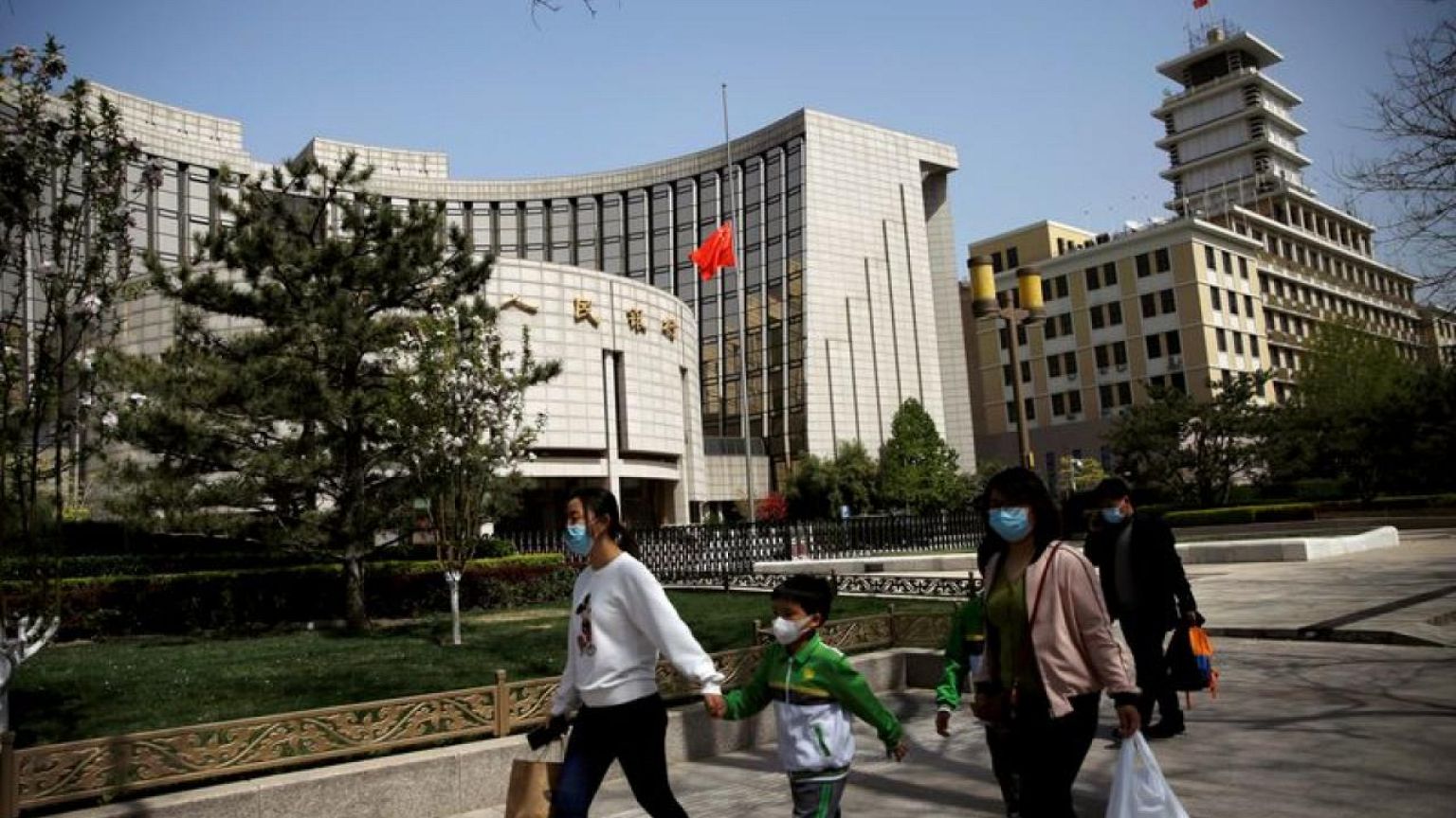 El banco central de China aumenta la inyección de liquidez a corto plazo antes de las vacaciones
