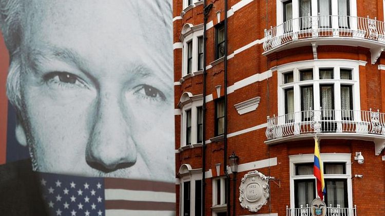المحكمة البريطانية العليا ترفض منح الإذن لمؤسس ويكيليكس باستئناف قرار تسليمه لأمريكا