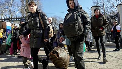 Alrededor de 29.000 personas fueron evacuadas de las ciudades de Ucrania el martes: Kiev