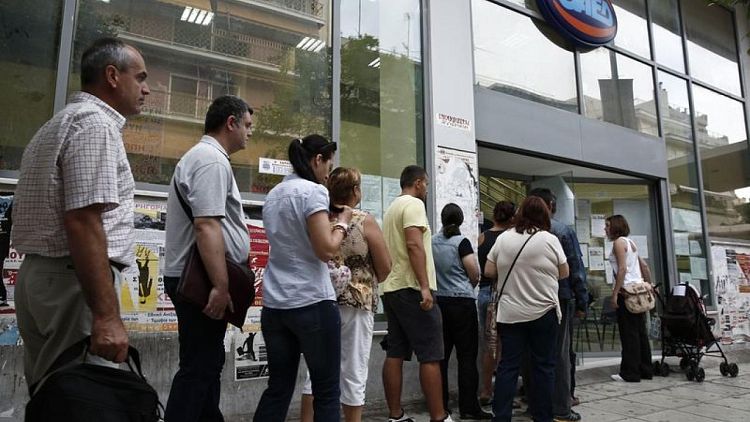 معدل البطالة في اليونان يستقر عند 12.8% في يناير