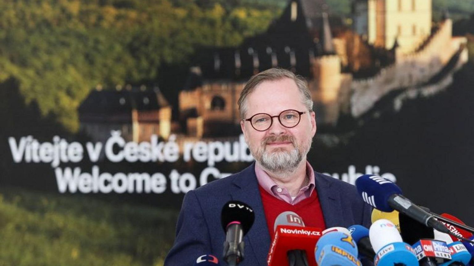 Czech leader after Kyiv visit: Ukraine above all needs more weapons