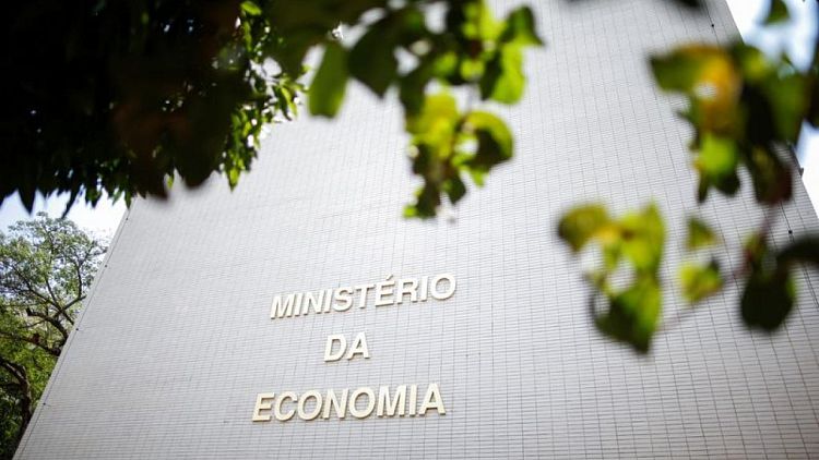 Brasil bajará su previsión de PIB para 2022 a cerca del 1,5% desde 2,1%, según fuentes