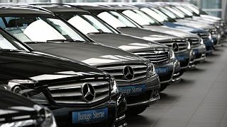 Las ventas de vehículos en Europa se contraen aún más en febrero -ACEA