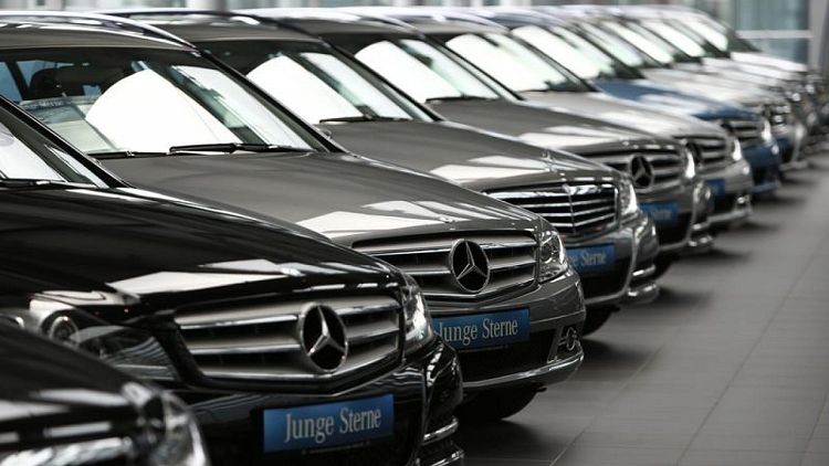 Las ventas de vehículos en Europa se contraen aún más en febrero -ACEA