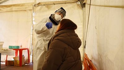 Quattro decessi. Occupazione intenisve 2,7%, area medica 19,11% Quattro decessi. Occupazione intenisve 2,7%, area medica 19,11%