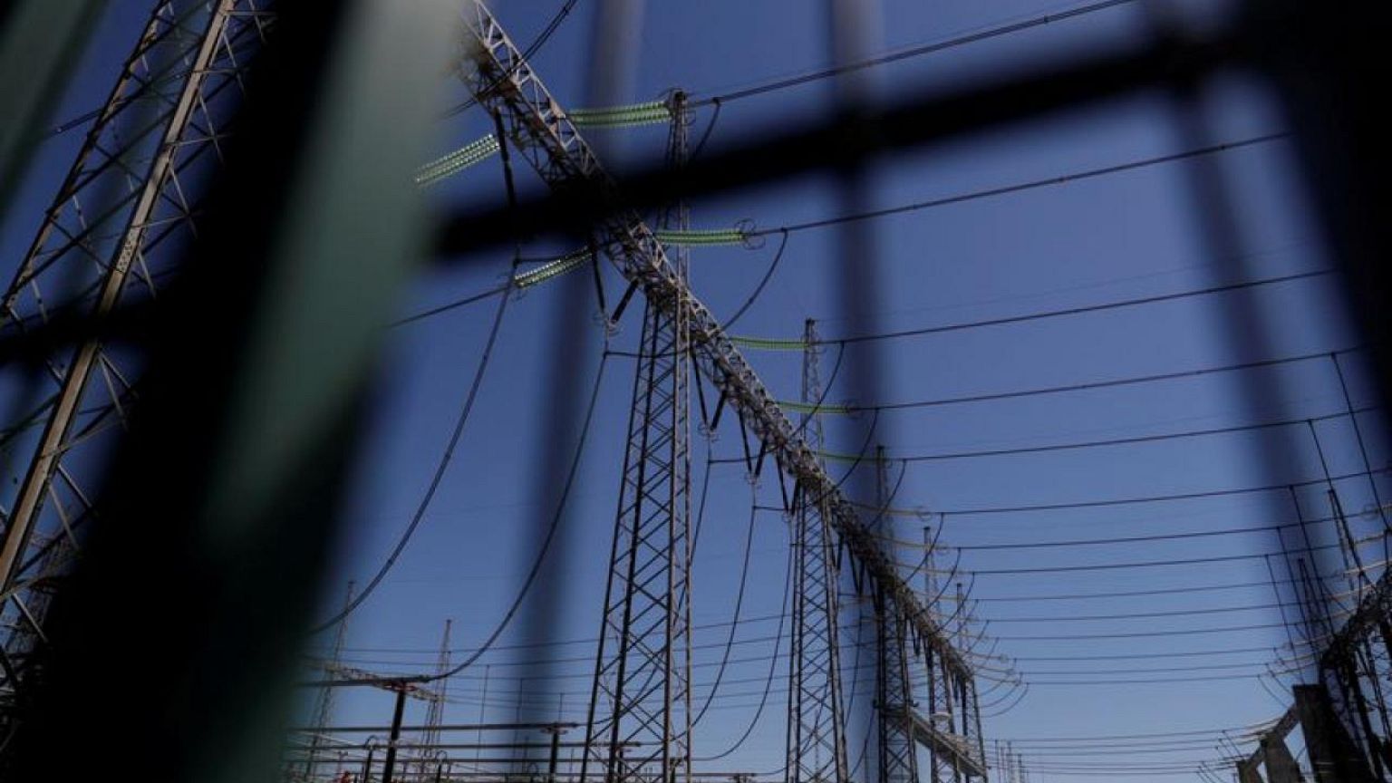 Analysis - Europe split on how to spare consumers energy price pain