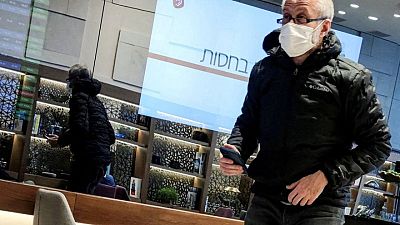 El oligarca Abramóvich asiste a las conversaciones entre Rusia y Ucrania en Estambul -fuentes