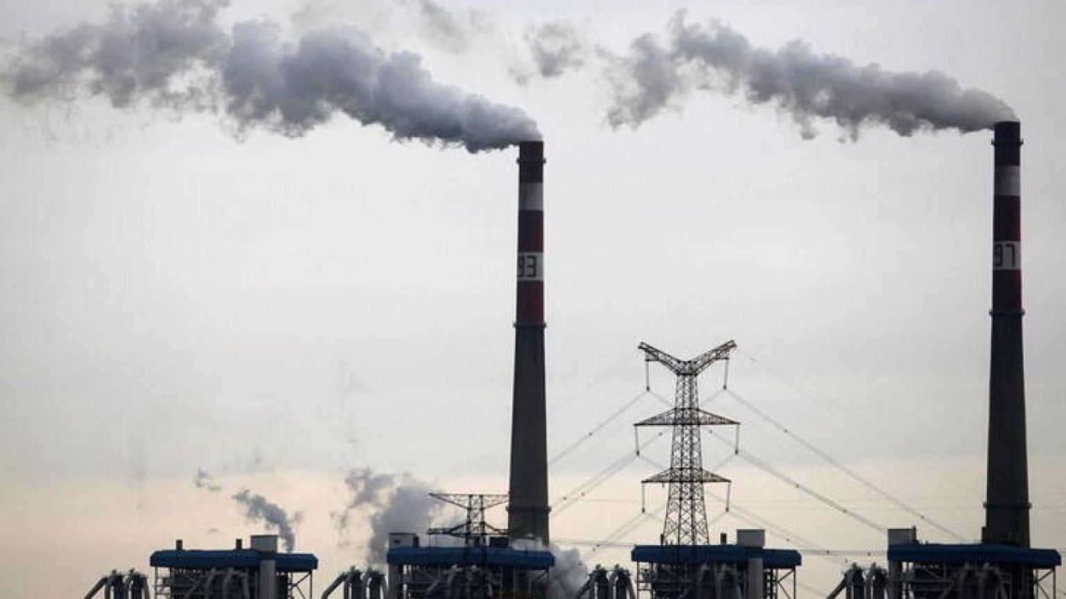 Ganancias industriales de China aumentan, pero se estancan en crecimiento de un dígito