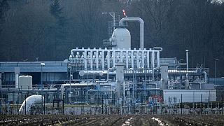 EU set to ban Russian oil, ministers hold crisis talks on gas